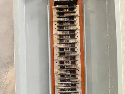Used SQUARE D QBL-442 Switchgears British Columbia CA | Lenmark #1431057