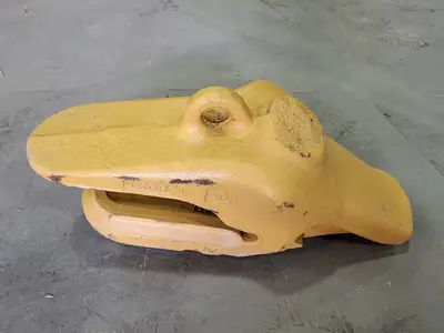 USED CATERPILLAR 472-0794