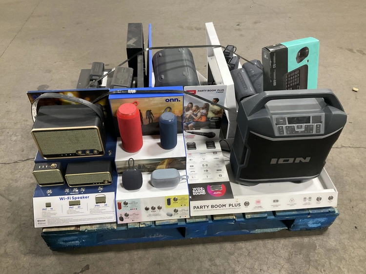 Used _UNKNOWN_ _UNKNOWN_ Commercial Audio/Visual Equipment Michigan US | Miedema Asset Management Group #1579857