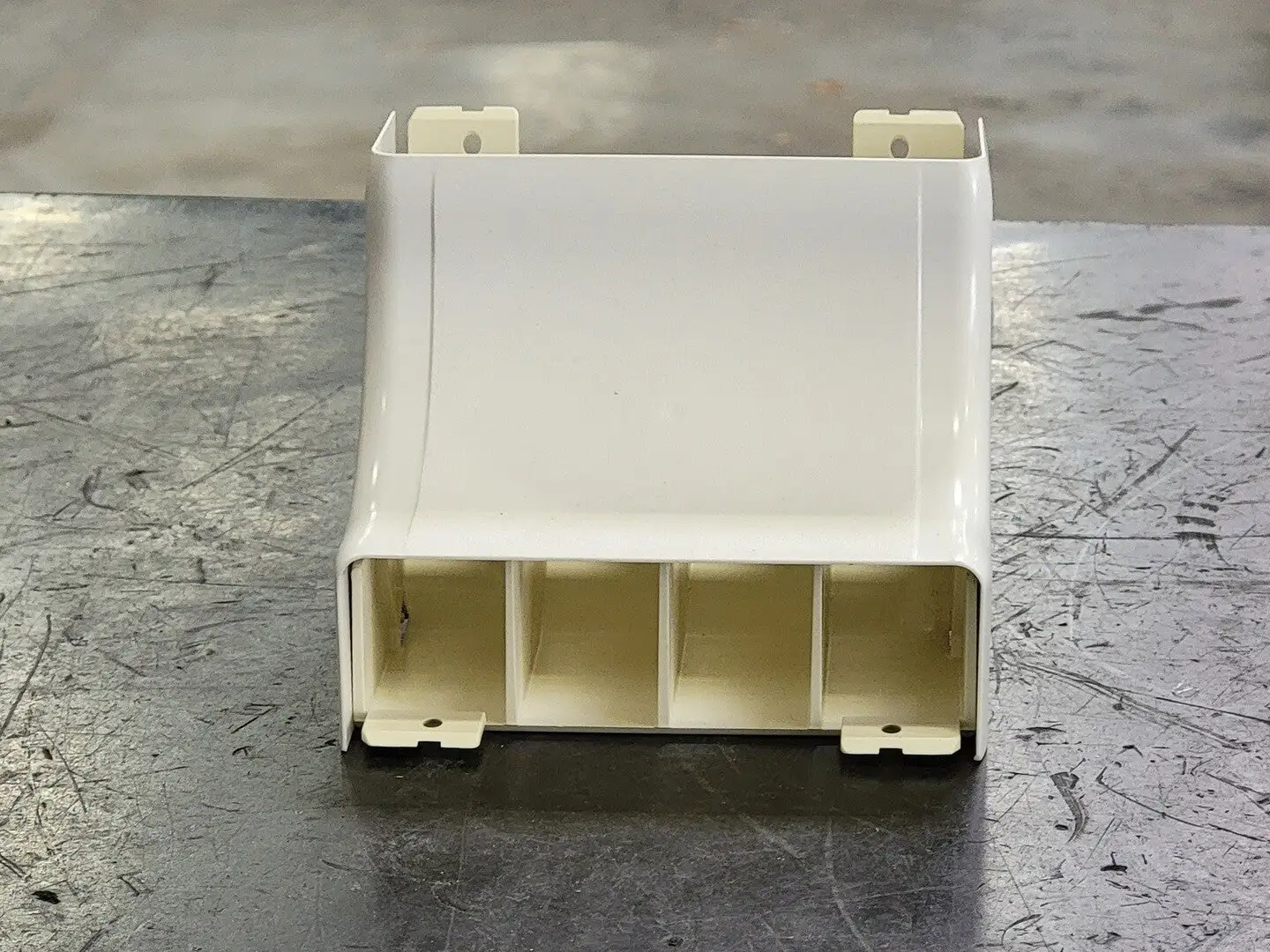 NEW WIREMOLD 5417FO-WH