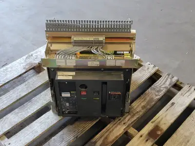 Used 2000 MERLIN GERIN M16H1 Switchgears British Columbia CA | Lenmark #240431