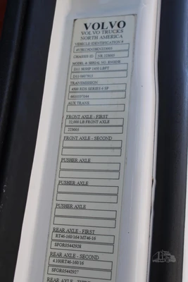 Used 2019 VOLVO VHD64B200 Vacuum Truck Texas US | Roll Off Truck World #1491998