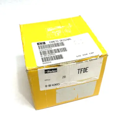 USED PARKER TRIPLE-LOK® 37° FLARE JIC TUBE FITTING STRAIGHT