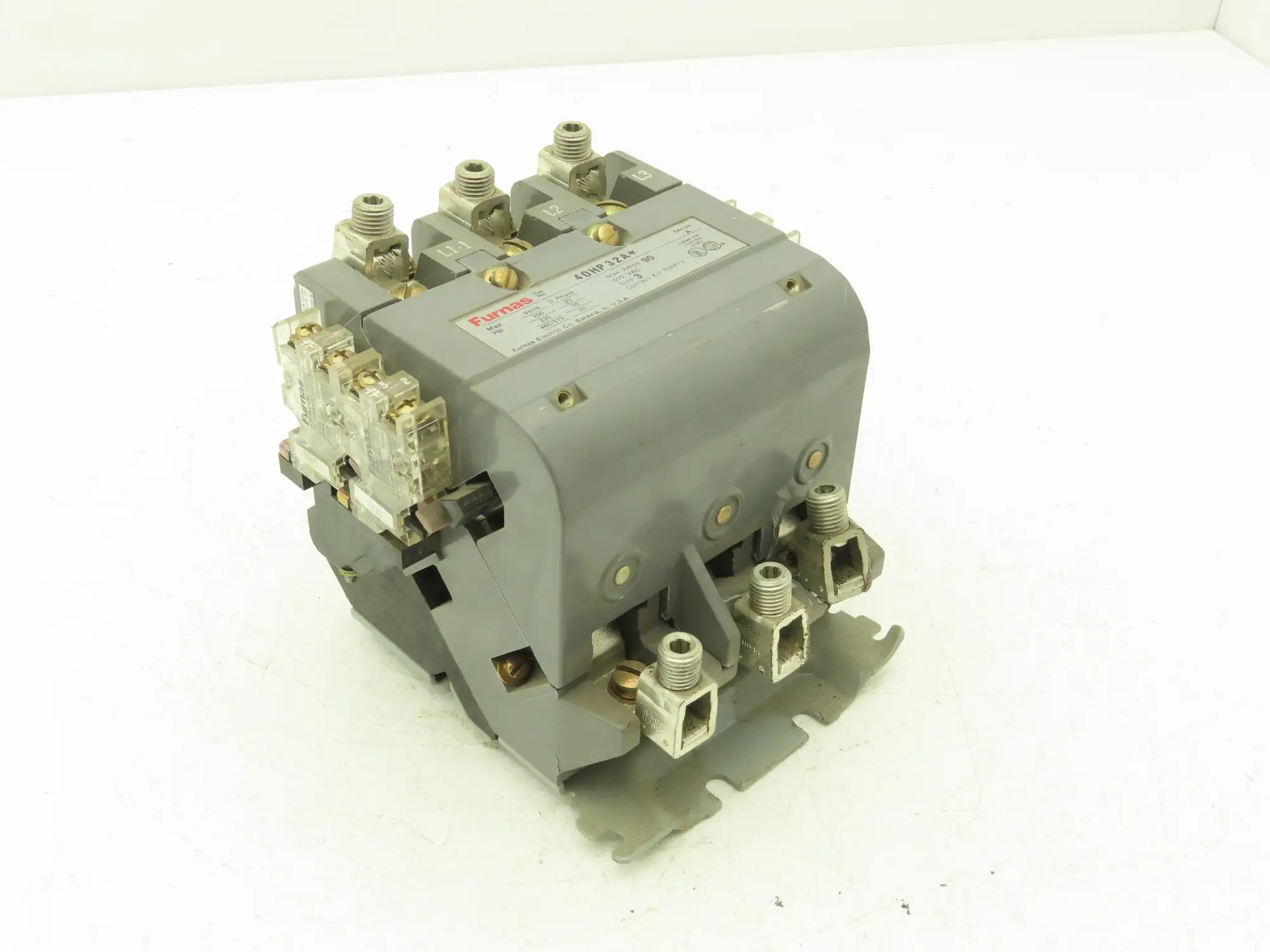 Furnas 40HP32A* Contactor Motor Starter 50Hp 600VAC 3Ph 120V Coil Ser A Size 3