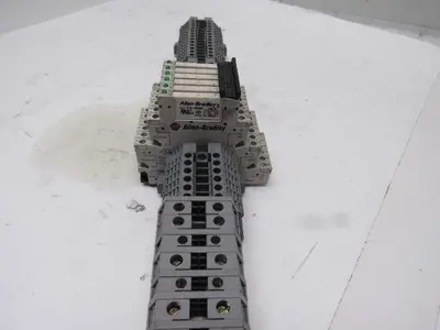 Entrelec 5118 Euro 4 600V 50A Terminal Block 700-HLT1U1 Misc. Components Lot/47