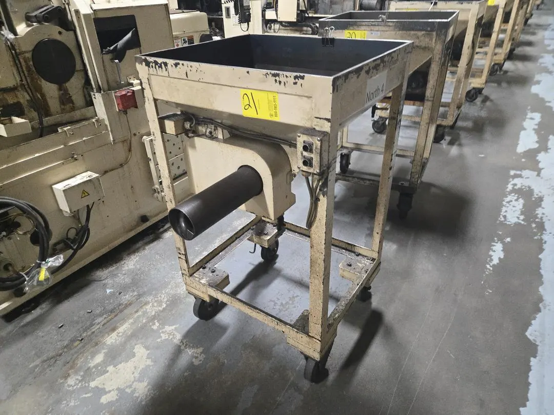 (1) Auger Hopper