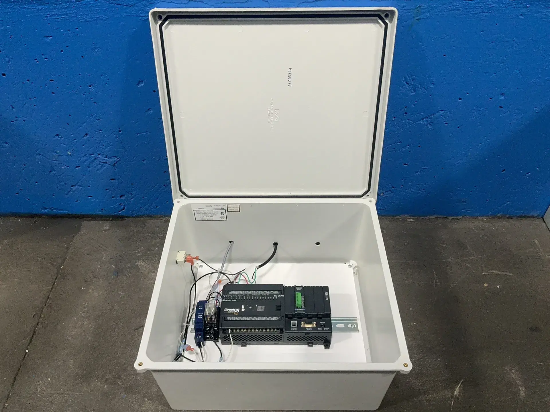 USED AUTOMATION DIRECT D006AR