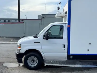 Used 2024 FORD E-350 Reefer Trucks Florida US | Truck and Van Outlet #1509245