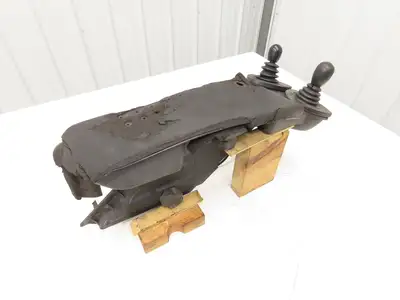 Linde Electric Forklift Arm Rest Two Joystick Control Lift Tilt Shift E18C-02