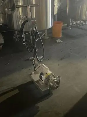 NS Thomsen 1/2 hp Pump with cart