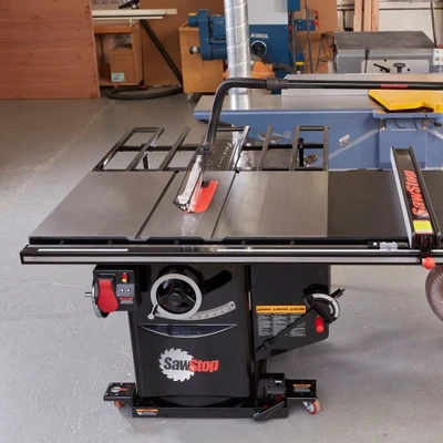 NEW SAWSTOP INDUSTRIAL CABINET SAW