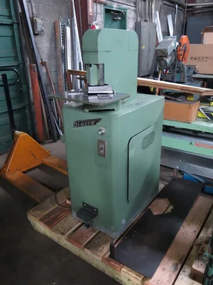DIACRO 6″ X 6″ POWER NOTCHER 16GA WITH NEW BLADES