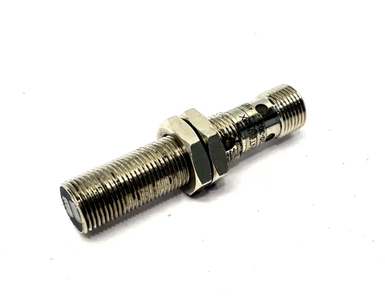Used Contrinex LTS-1120-303 Photoelectric Sensors Michigan US | Maverick Industrial Sales #1401122