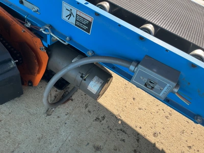 Interlake Roller Conveyer set, Width: 22"/24", Length: 90', w/ t