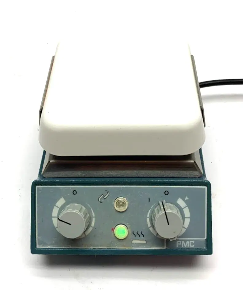 USED BARNSTEAD/THERMOLYNE HEATING AND SHAKE PLATE