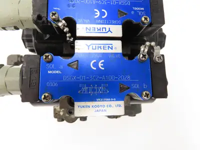 Nippon Gerotor 25604835 Hydraulic Index Motor W Solenoid Control Valves 1" Shaft