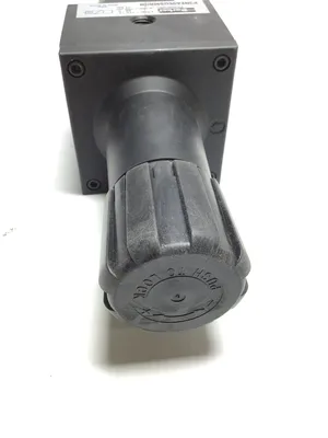 Parker Pneumatic P3NEA96GSMBNN Air Filter Regulator 80°C 175°F 17Bar 250PSI