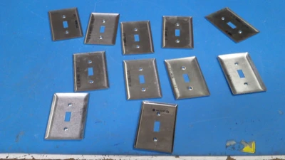 USED Bryant Stainsteel wallplates on/off