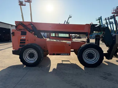 Used 2016 SKYTRAK 10054 TELEHANDLER Telehandlers Alberta CA | Adcock Equipment #1418003