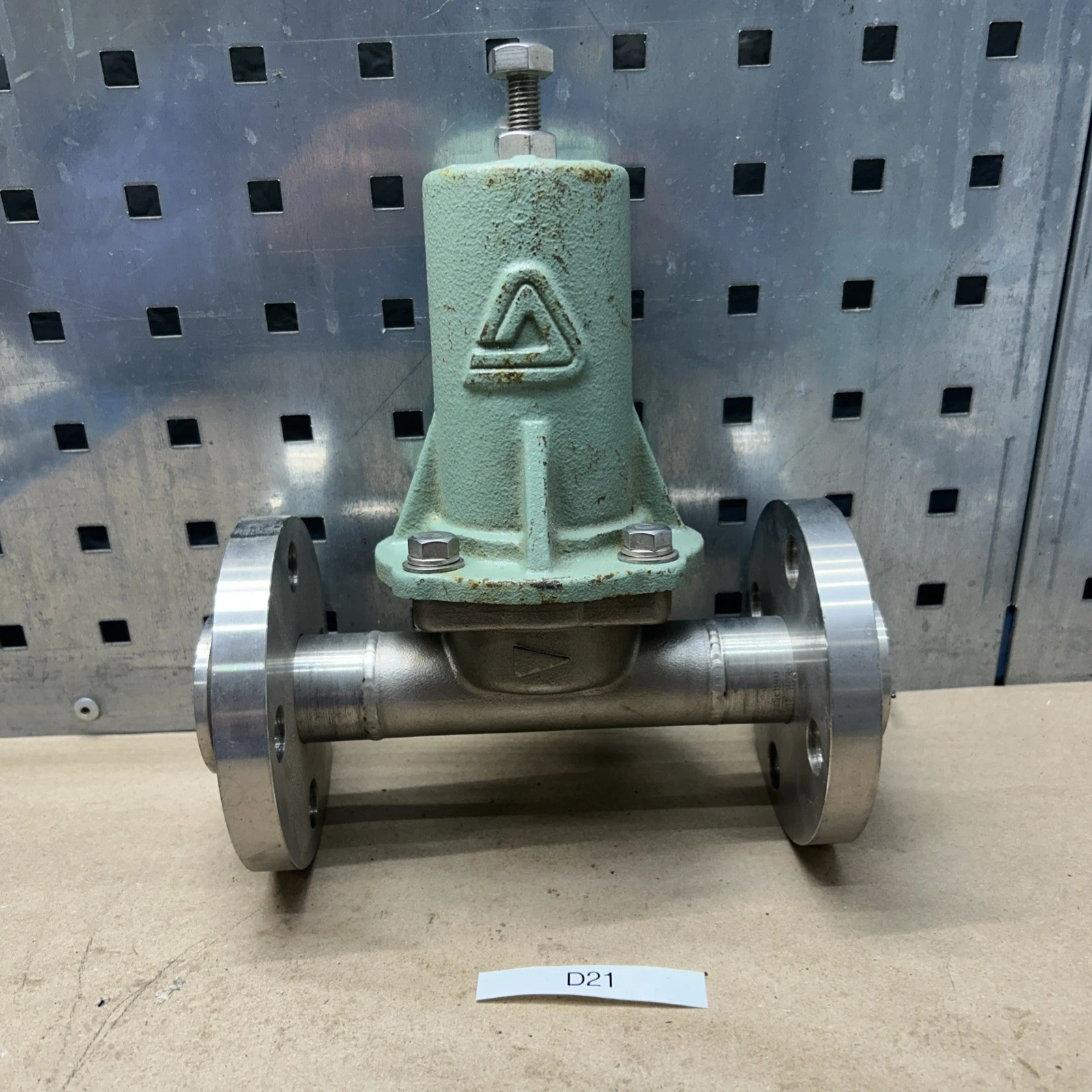 Regulator Of Pressure Control Valve W/Flanged S/S Body For Pipeline Integration