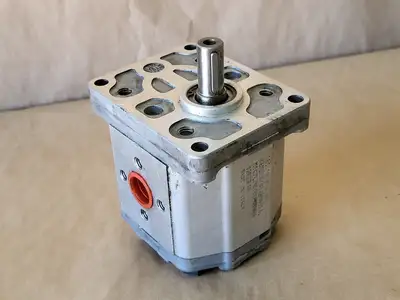 USED SAUER DANFOSS 121.19.018.00