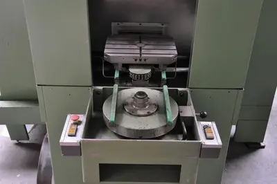 USED SCHAUBLIN 44 CNC X:520 - Y:520 - Z:420MM