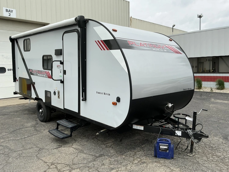 Used 2021 WILDWOOD FSX PLATINUM 178BHSKX Campers, Caravans, Motorhomes Michigan US | Miedema Asset Management Group #1180849