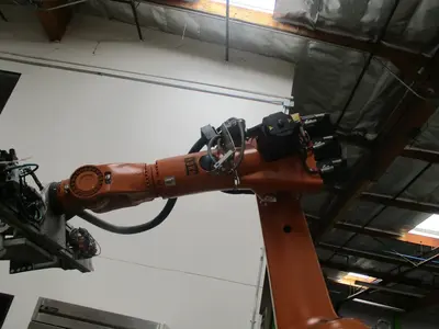 USED 2006 KUKA KR-240-2 2000