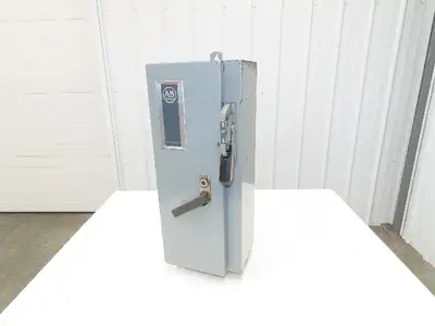 Allen-Bradley 512-BJB-6X-24 Combination Starter Fusible 600V 3PH 10HP 	120V Coil