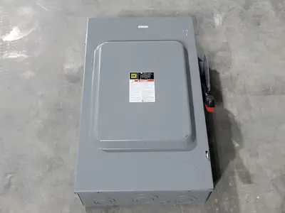 USED SQUARE D CH364