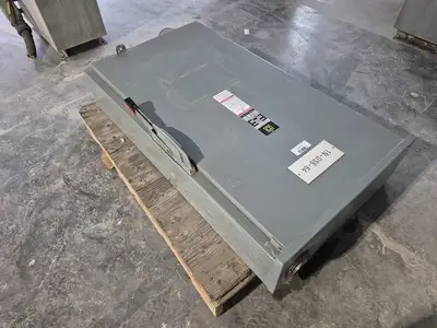 USED SQUARE D CH365R