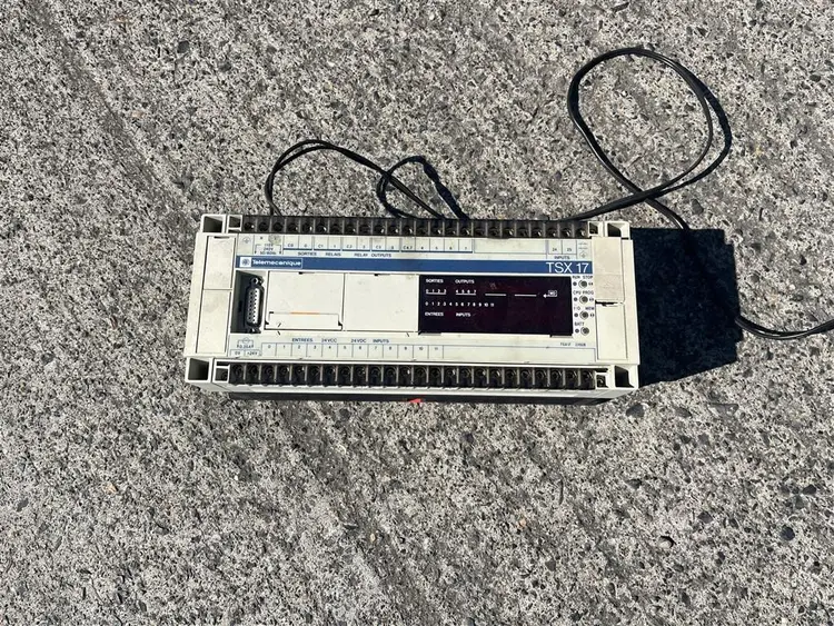 Used TELEMECANIQUE TSX 17 PLC Misc Electrical & Power Parts BE | Apt International N.V #363810