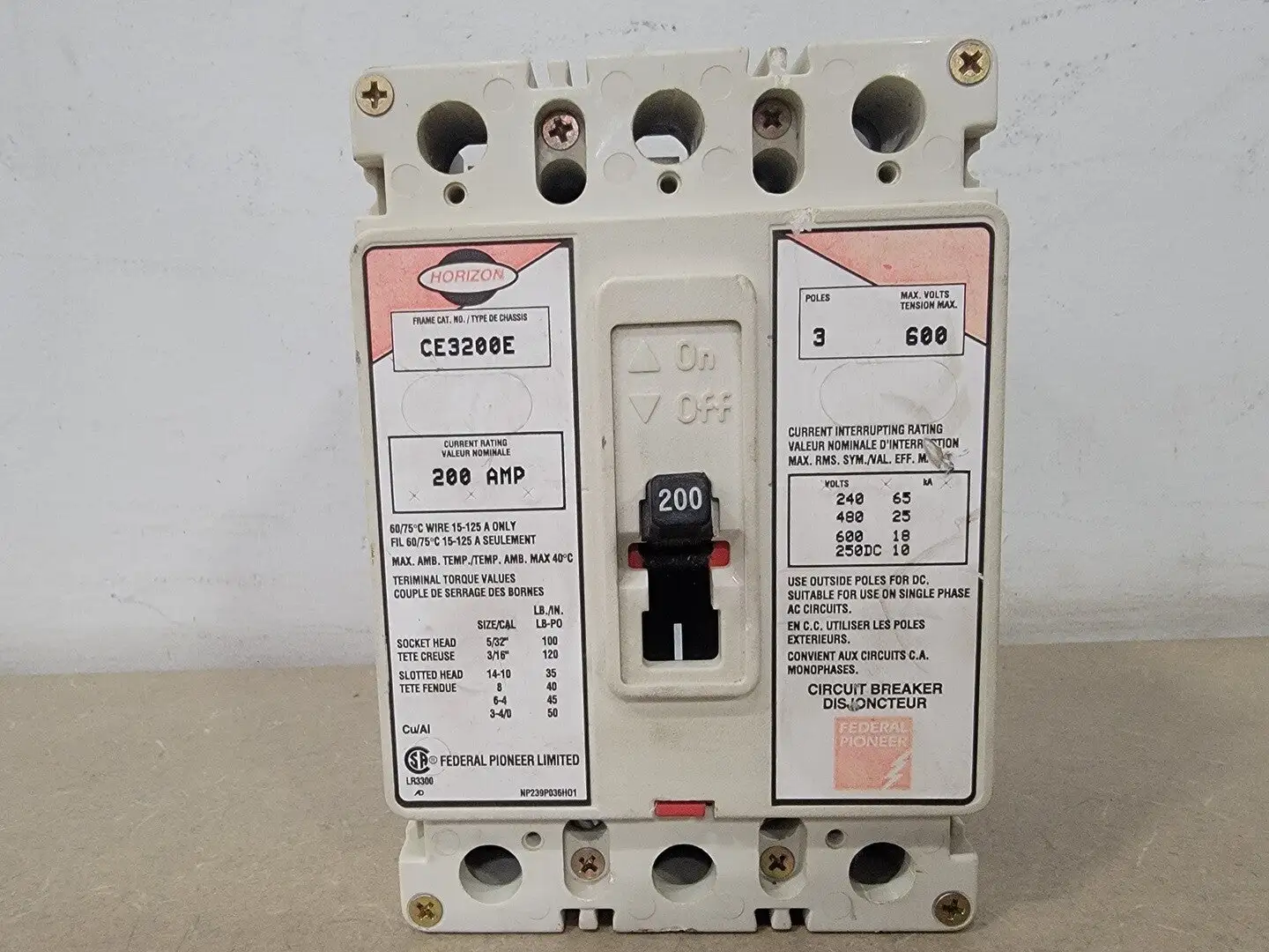 USED FEDERAL PIONEER CE3200E