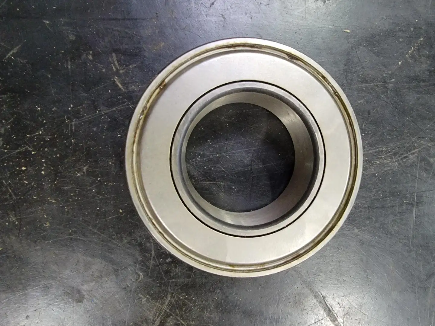 NEW SKF 5210E2Z/C3 / 5210MFF