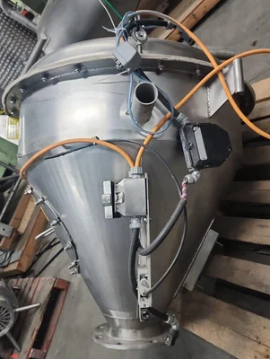Membrane Hopper Model HM-42  700 Lit Capacity # 1082