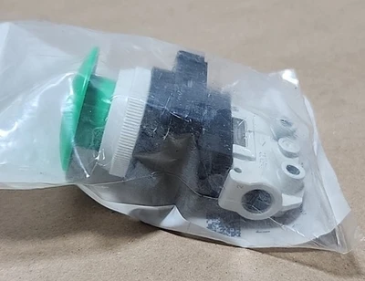 NEW SMC VM120-01-30GA
