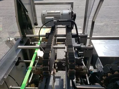 USED BRADMAN LAKE COMPACT R TRISEAL CARTON CLOSER