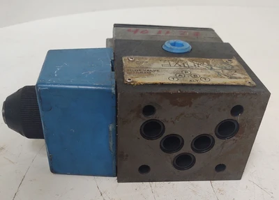 USED Vickers 02119576 DG4S4LW012AB60