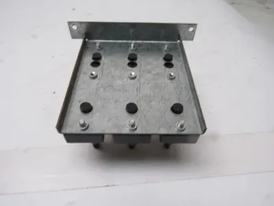 12-813528-08 Rev. 2 Semiconductor Fuse Holder/Block 500VAC 125 Amp