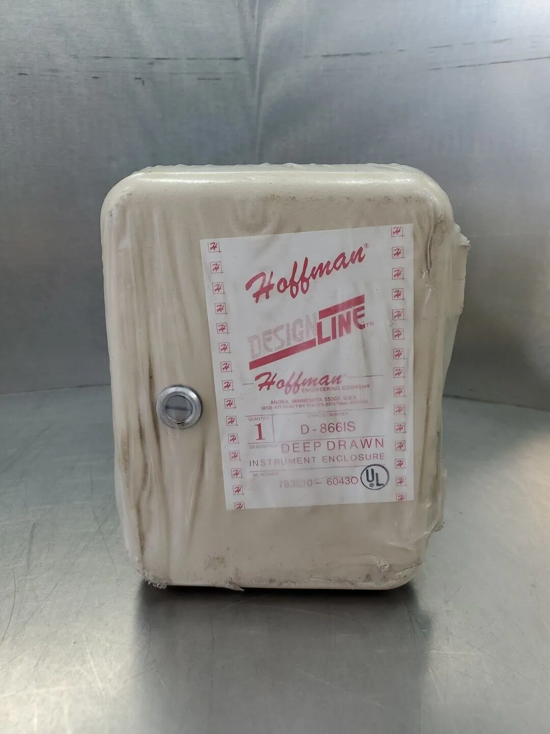 HOFFMAN D-866IS DEEP DRAWN INSTRUMENT ENCLOSURE 2-HINGE COVER. 4E-33