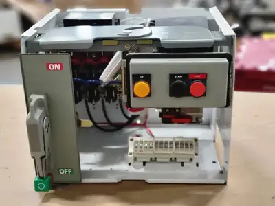 NEW SQUARE D MODEL 6
