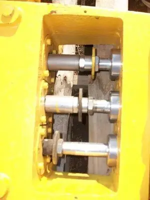 USED HUGHES-JETIN 2000 HIGH PRESSURE WATER BLASTING TRIPLEX PUMP