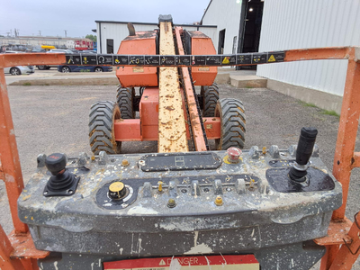 USED 2016 JLG 600S