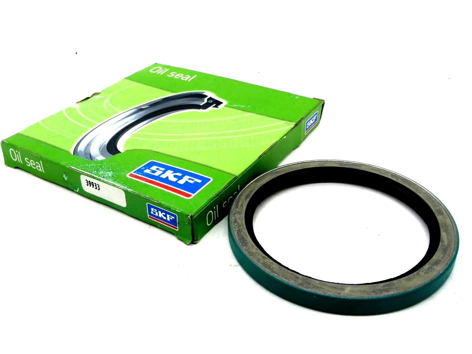 NEW SKF 39933 OIL SEAL