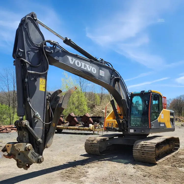 Used 2019 VOLVO EC220EL Crawler Excavators | Abele Tractor #1342875