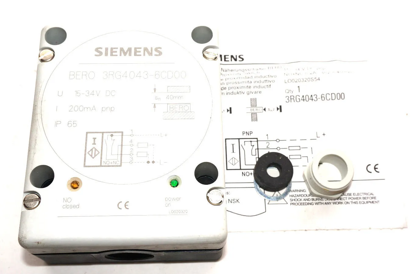 NEW SIEMENS 3RG4043-6CD00 PROXIMITY SWITCH 3RG40436CD00