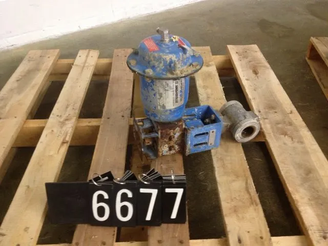 Neles Jamesbury  1.5"-150 V-Ball Control Valve