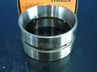NEW TIMKEN 33821D