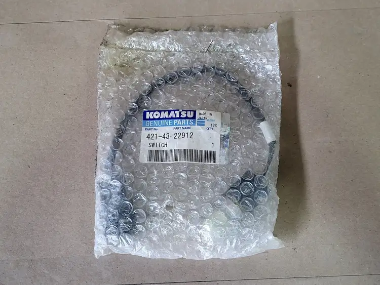 New | in-Stock KOMATSU 421-43-22912 Relays & Switches British Columbia CA | Lenmark #270870