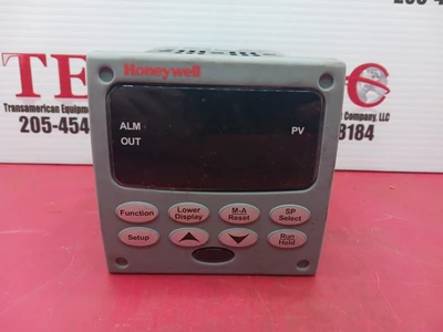 NEW HONEYWELL UDC2500